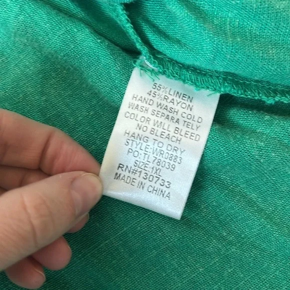 Umgee Linen Blend Button Down Top - Picture 3 of 4